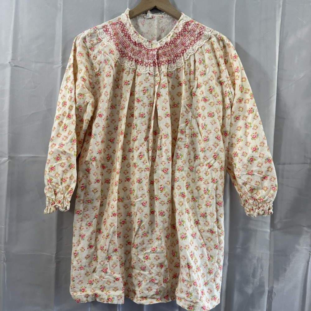 Vintage Gaymode Short Flannel Nightgown XL Smock Neck Grannycore Prairie Cottage
